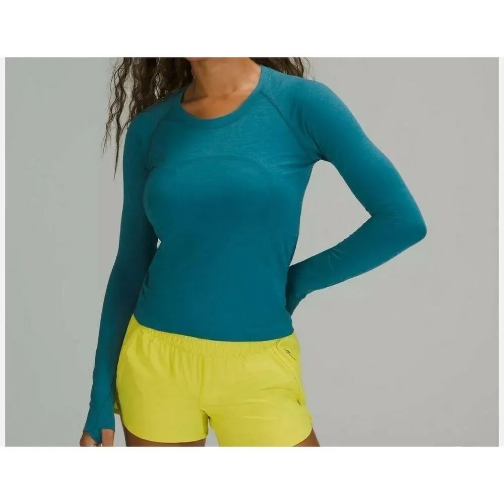 Lululemon Swiftly tech Athleisure size 4 long sleeve top